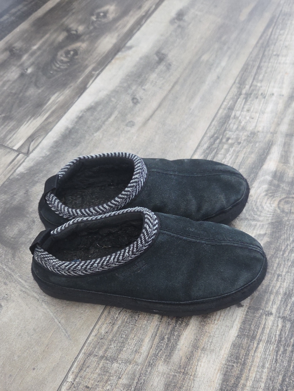 Koolaburra By Ugg Slip Ons Size 7